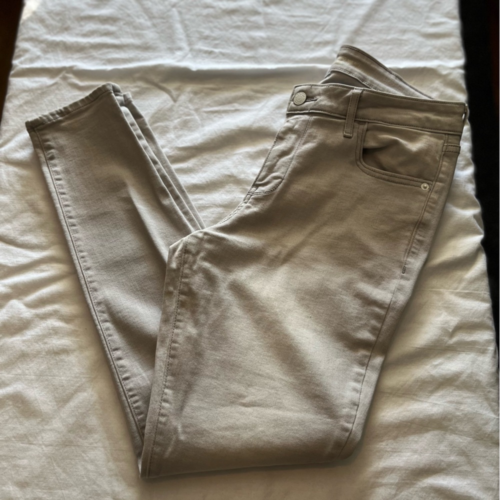 Old Navy Women’s Gray Slim Fit Jeans
